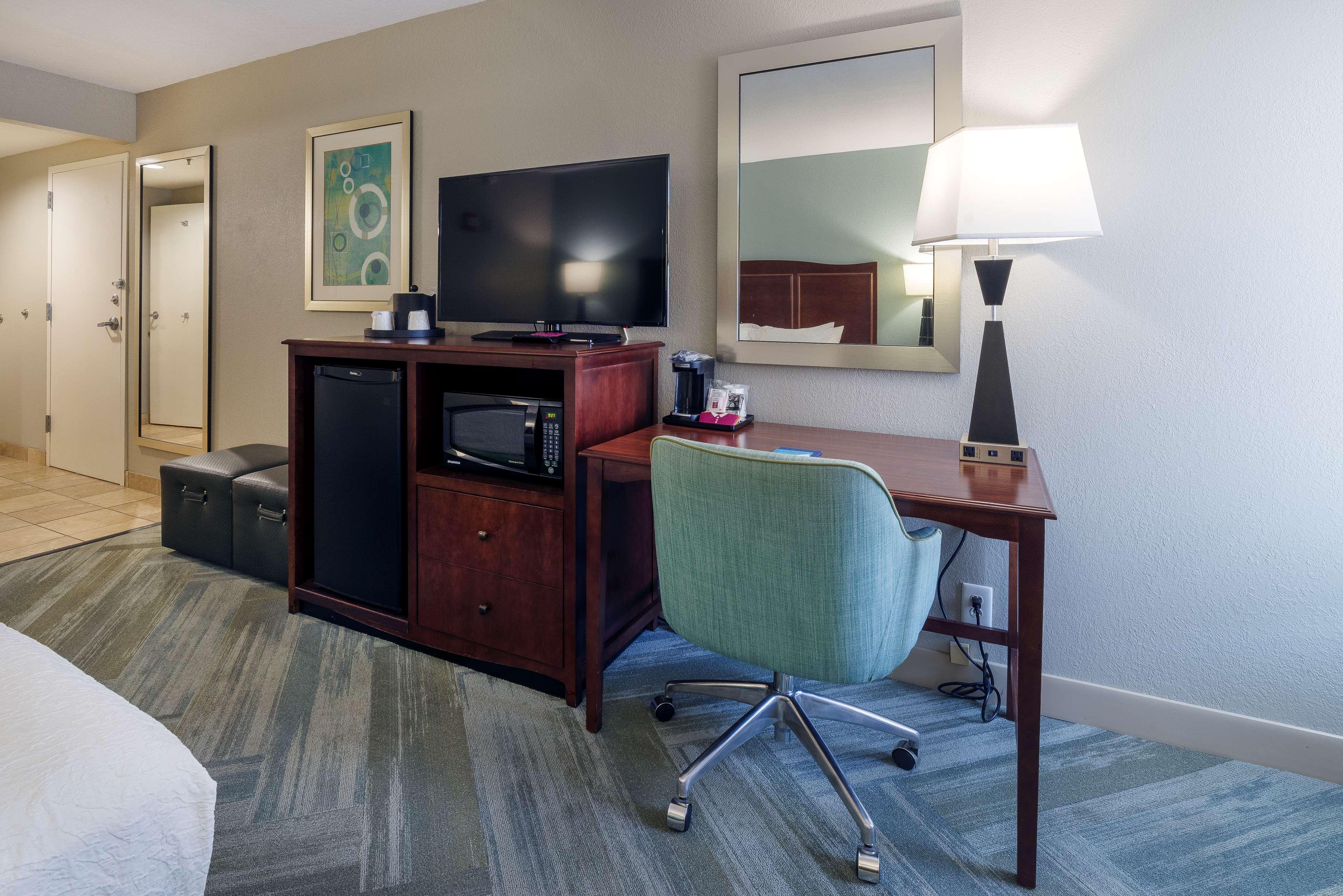 Hampton Inn Port Charlotte Bagian luar foto