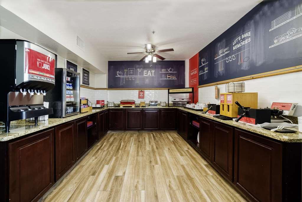 Hampton Inn Port Charlotte Restoran foto