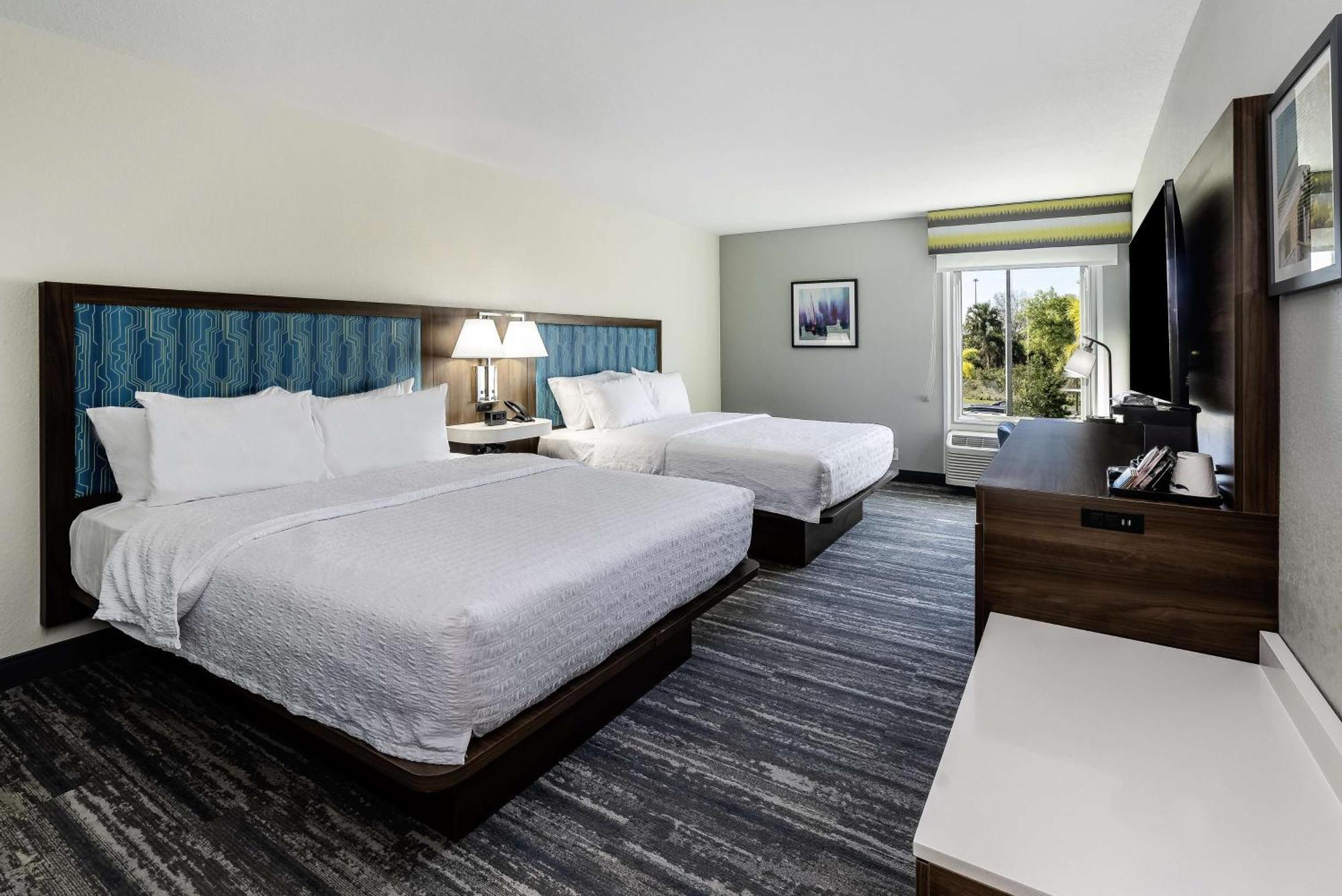 Hampton Inn Port Charlotte Bagian luar foto